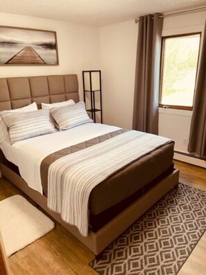 1 bedroom, desk, iron/ironing board, free WiFi