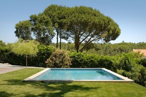 Outdoor pool - Almoura Monte da Paz (Cortiçadas de Lavre)