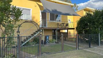 Business Apartment | Exterior