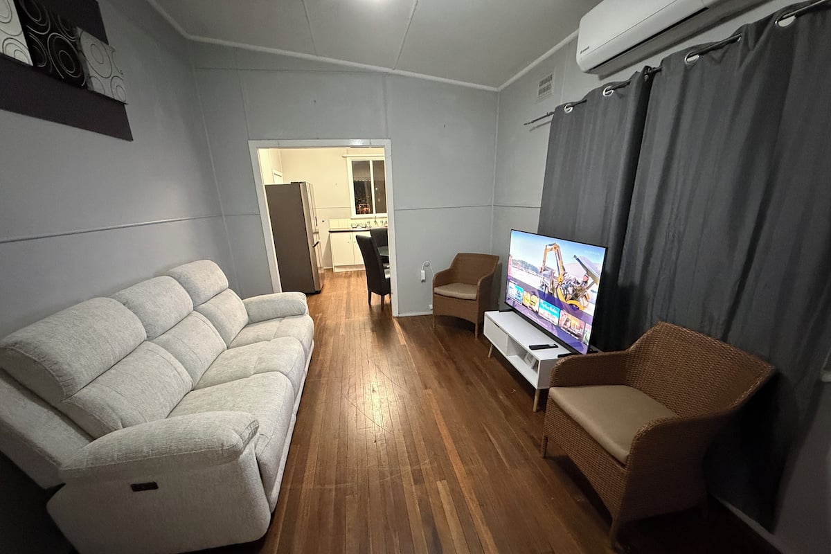 ファミリー アパートメント | 客室ごとに異なる装飾、客室ごとに異なるインテリア、遮光カーテン、アイロン / アイロン台