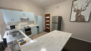 Leilighet – city | Blendingsgardiner, strykejern/-brett og wi-fi (inkludert)