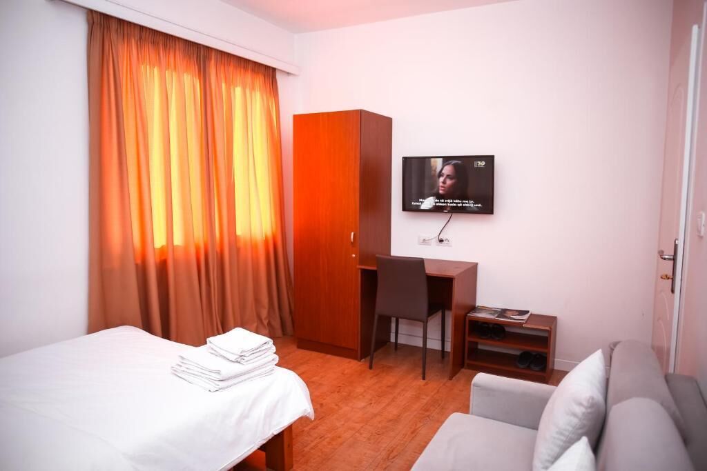 Double Room with Shared Bathroom, 202 | 免費無線上網、床單