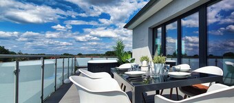 Light-flooded penthouse with whirlpool in the heart of Lower Saxony