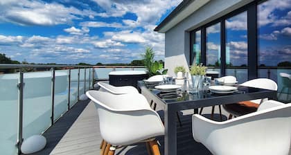 Light-flooded penthouse with whirlpool in the heart of Lower Saxony