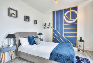 3 soverom, strykejern/-brett, wi-fi og sengetøy