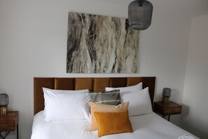 3 Schlafzimmer, Bügeleisen/Bügelbrett, WLAN, Bettwäsche