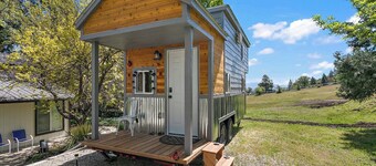 Tiny Living at its Finest… 🐞 