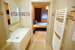 1 間睡房、熨斗/熨衫板、Wi-Fi、床單