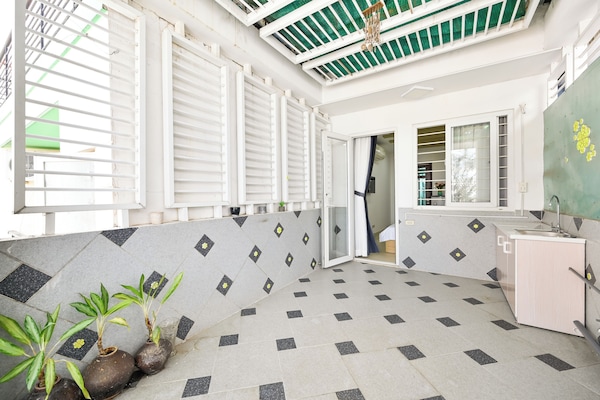 Basic Room, 1 Queen Bed, City View, Tower | Private kitchen | Fridge, microwave