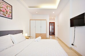 Economy-Doppelzimmer, 1 Queen-Bett | Schreibtisch, kostenloses WLAN