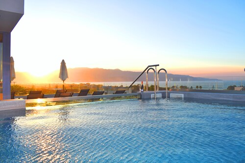 Naval villa-Panoramic sea view villa with heated roof pool