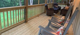 Mountain Hideaway Cabin Near Wintergreen and Rt 151 Nelson County, VA