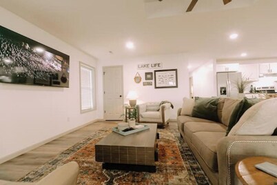 3 Bedroom near Green River Lake