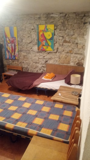 3 habitaciones, wifi y ropa de cama