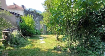 Traditional Bosnian house with big yard