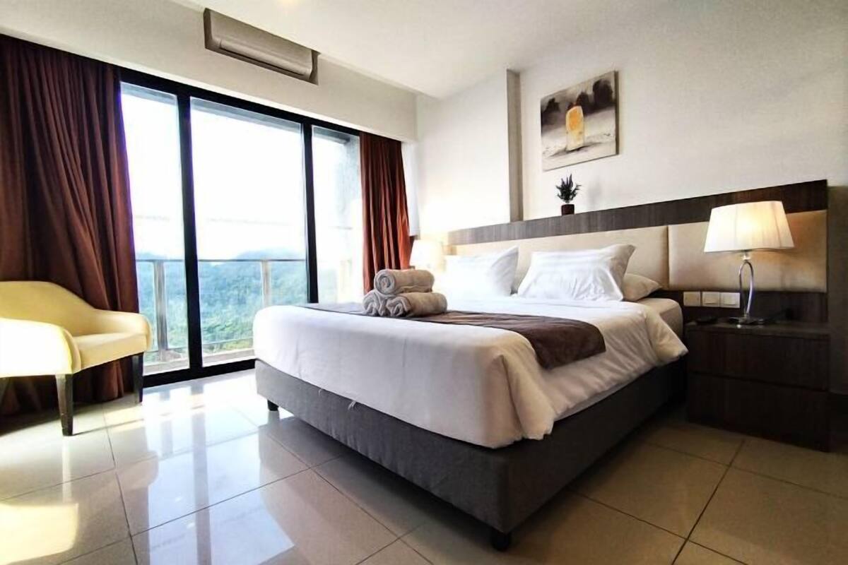 3 bilik tidur, langsir/tirai gelap terus, seterika/papan seterika