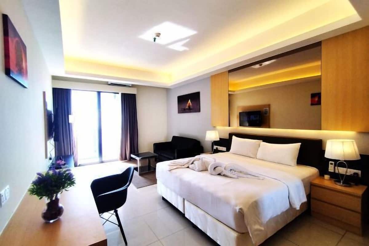 3 bilik tidur, langsir/tirai gelap terus, seterika/papan seterika