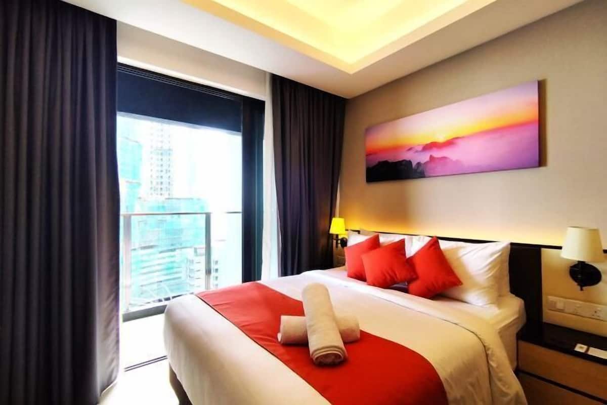 3 bilik tidur, langsir/tirai gelap terus, seterika/papan seterika