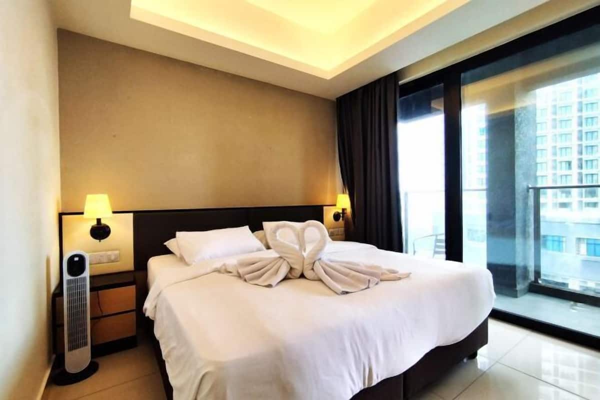 3 bilik tidur, langsir/tirai gelap terus, seterika/papan seterika
