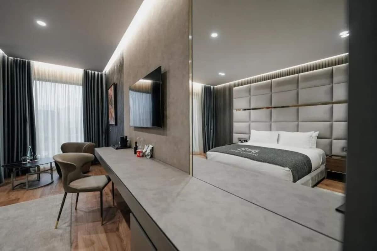 Chambre Double Deluxe | 1 chambre, literie hypoallergénique, minibar, bureau