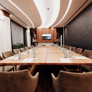Meeting facility - Marinaj Hotel (Tirana)