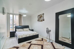 4 soverom, strykejern/-brett, wi-fi (inkludert) og sengetøy