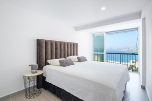 2 chambres, fer et planche Ă repasser, Wi-Fi gratuit, draps fournis