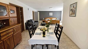 Unclassified image, 4 of 22, button - Studio with dishwasher near the beach (Umag)