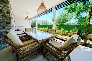Outdoor dining - Green Hills Family-Friendly Luxury Villa - Fethiye (Fethiye)