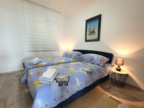 3 bedrooms, Internet