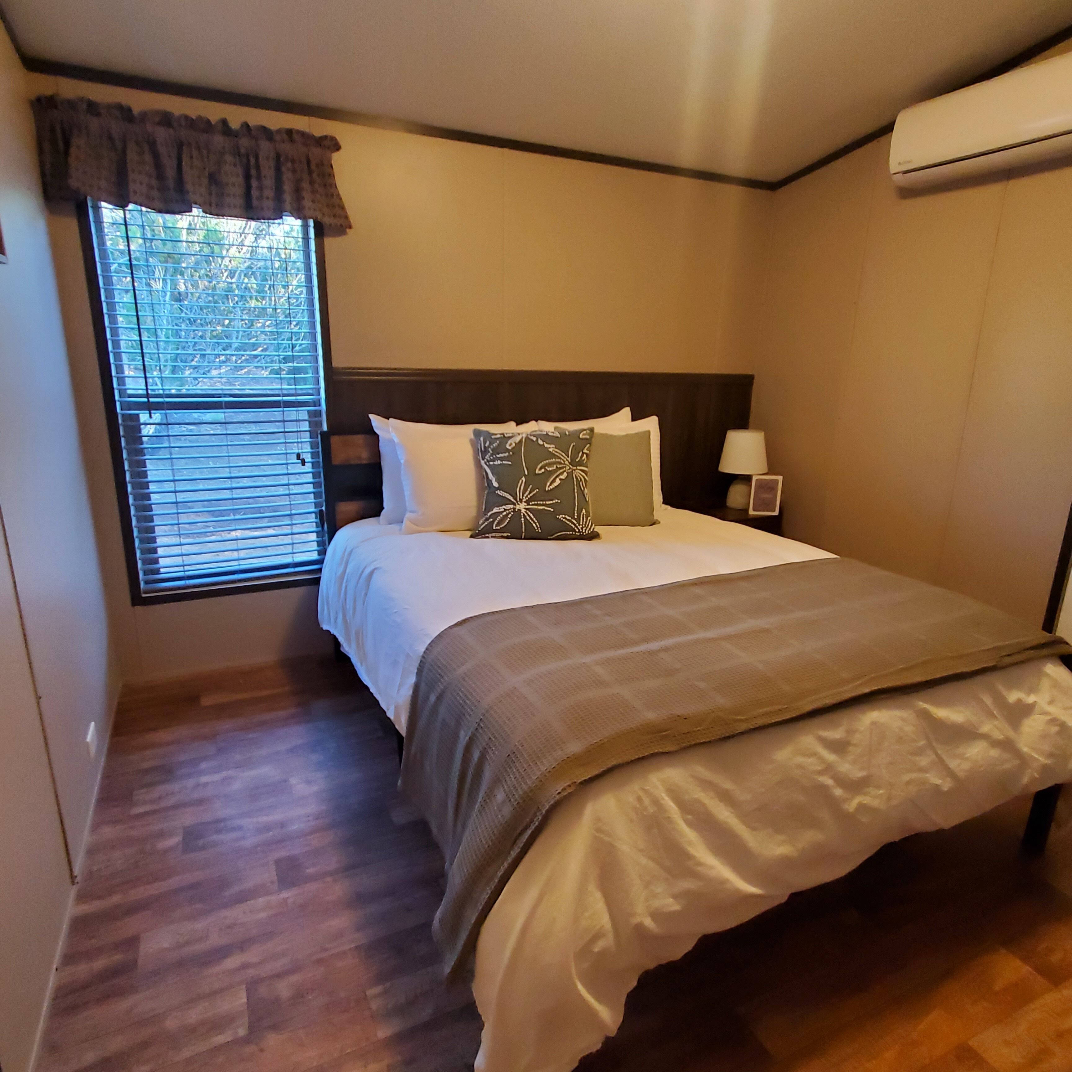 1 多间卧室、熨斗/熨衣板、免费 WiFi、床单