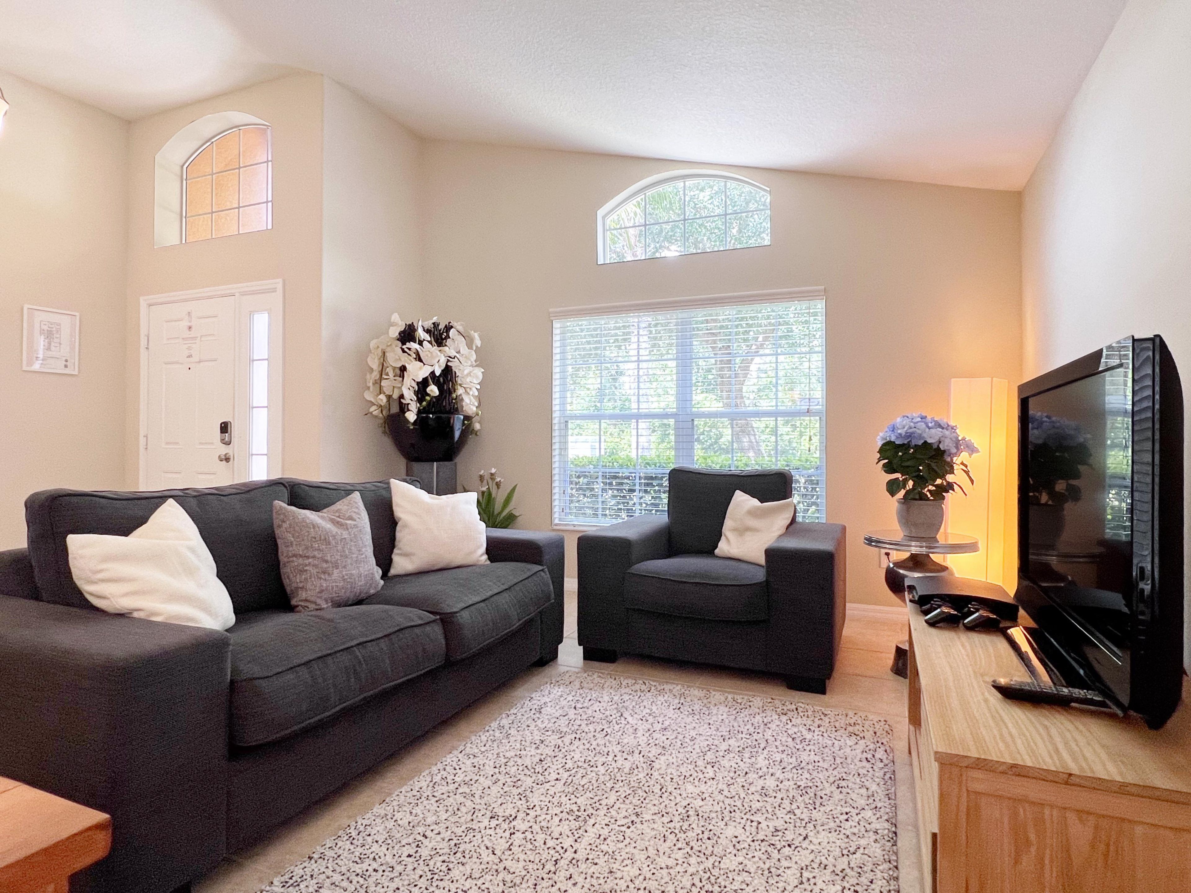 Een televisie en tafelvoetbal