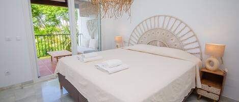 3 camere, ferro/asse da stiro, Wi-Fi gratuito, lenzuola