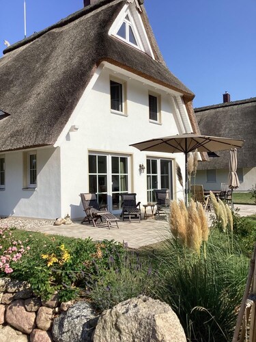 House 24 "Haffkoje" - Holiday home with sauna and fireplace