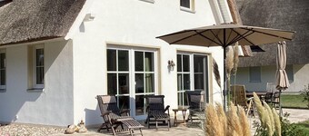 House 24 "Haffkoje" - Holiday home with sauna and fireplace