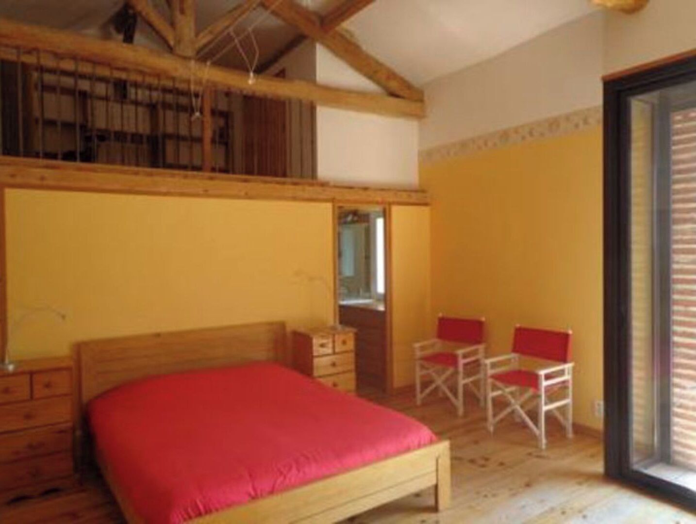 11 habitaciones, wifi gratis y ropa de cama 