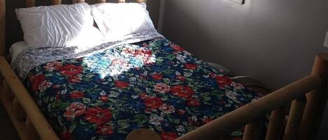 2 habitaciones, wifi gratis y ropa de cama