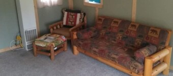 Great Cozy Cabin, in Lake Community, Private Beach,State land,Trails,Fishing,Orv