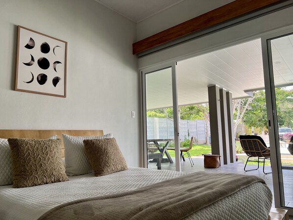 4 bedrooms, iron/ironing board, WiFi, bed sheets - Beautiful and quiet beach house at the foot of the Cabo Blanco Absolute Reserve (Provincia de Puntarenas)