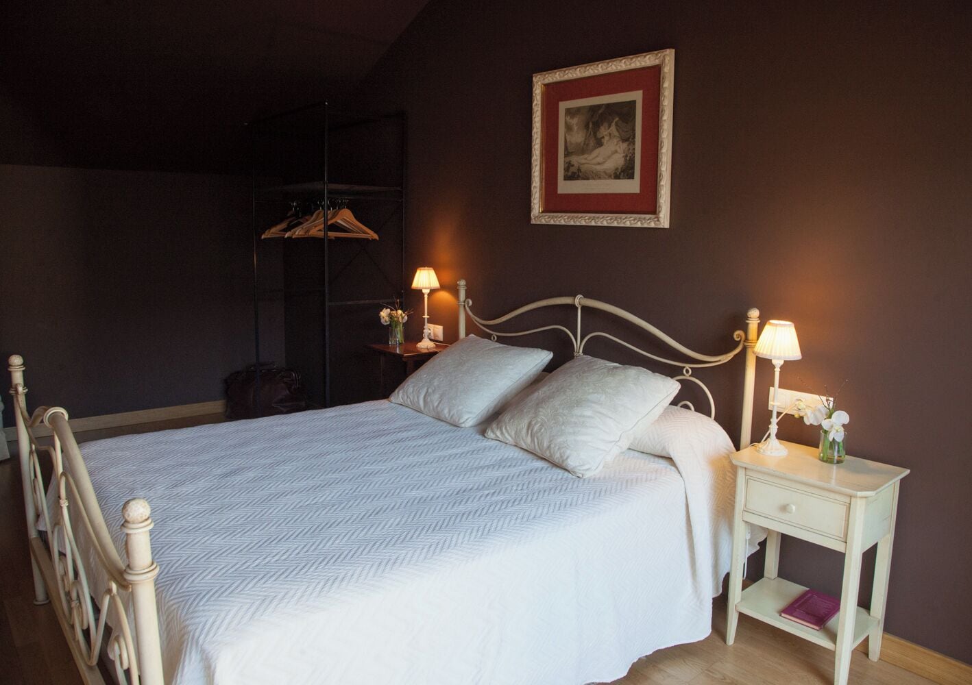 3 chambres, fer et planche à repasser, draps fournis