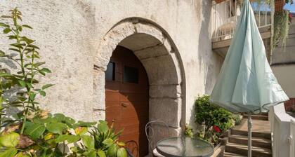 Apartment V by Interhome