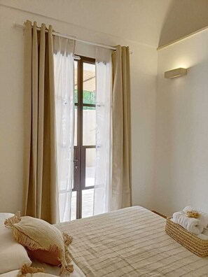 3 chambres, fer et planche à repasser, lit parapluie, Wi-Fi gratuit