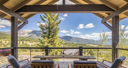 Breathtaking Big Sky Luxury Retreat