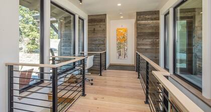 Breathtaking Big Sky Luxury Retreat
