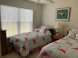 3 Schlafzimmer, Schreibtisch, kostenloses WLAN, Bettwäsche