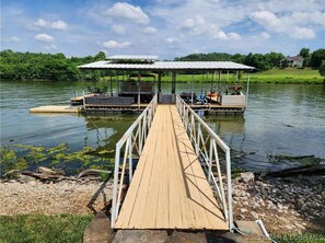 Exterior - Lakefront House w/ Pool, Boat Dock & views of Old Kinderhook Golf Course  (Camdenton)