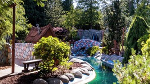 Unclassified image, 5 of 25, button - Tranquil Coastal Retreat! (Parksville)