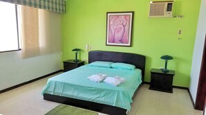 4 habitaciones, escritorio y wifi gratis 