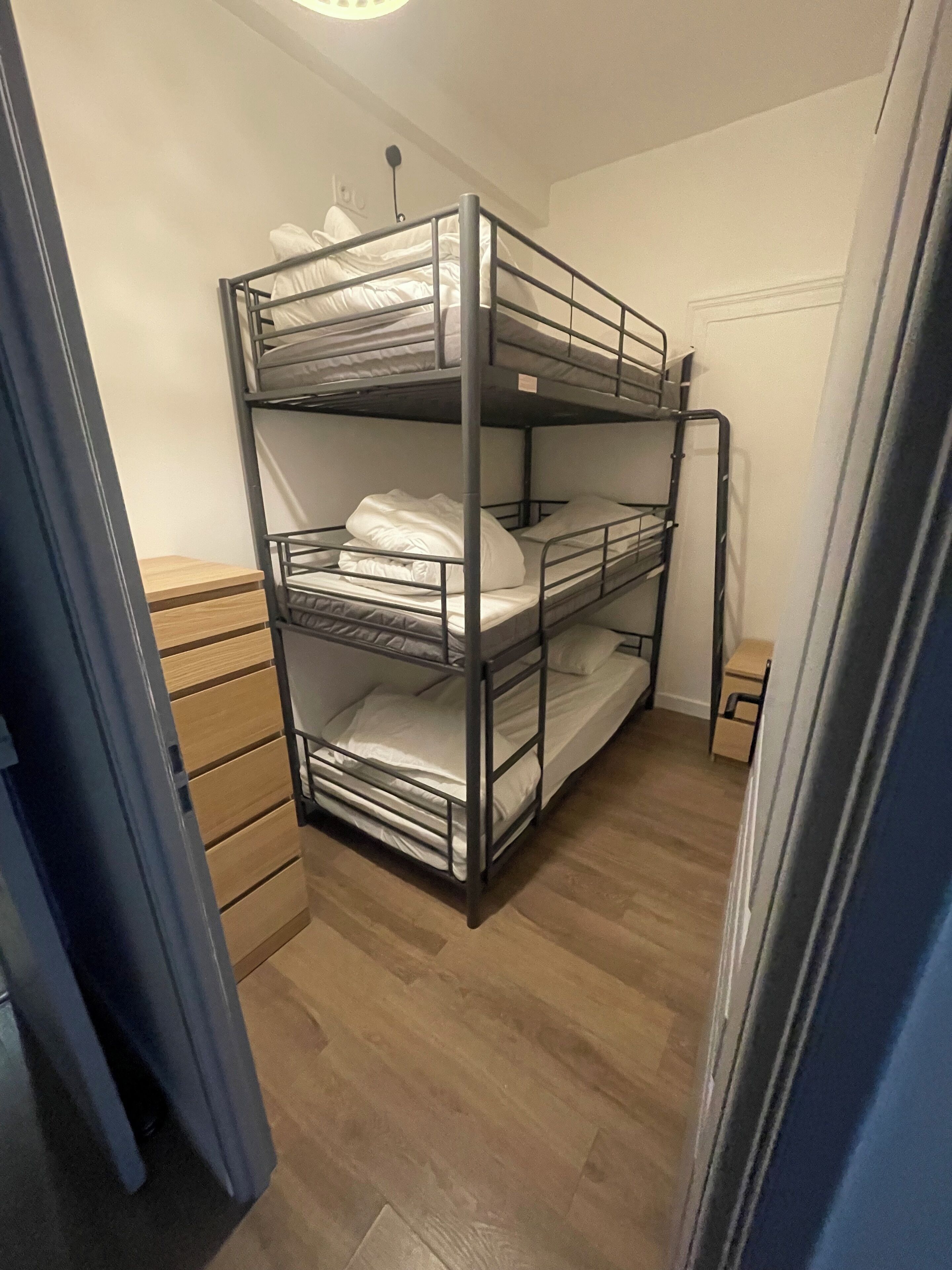 2 habitaciones, cuna de viaje y wifi gratis 