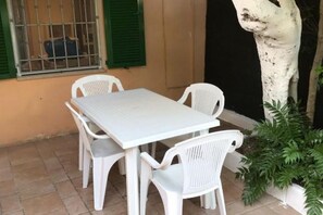 Outdoor dining - SE019 - Senigallia, delightful townhouse with portico (Senigallia)